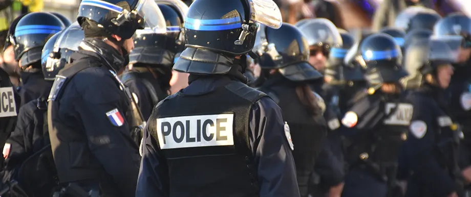 Quelles sont les 10 qualités requises pour devenir officier de police